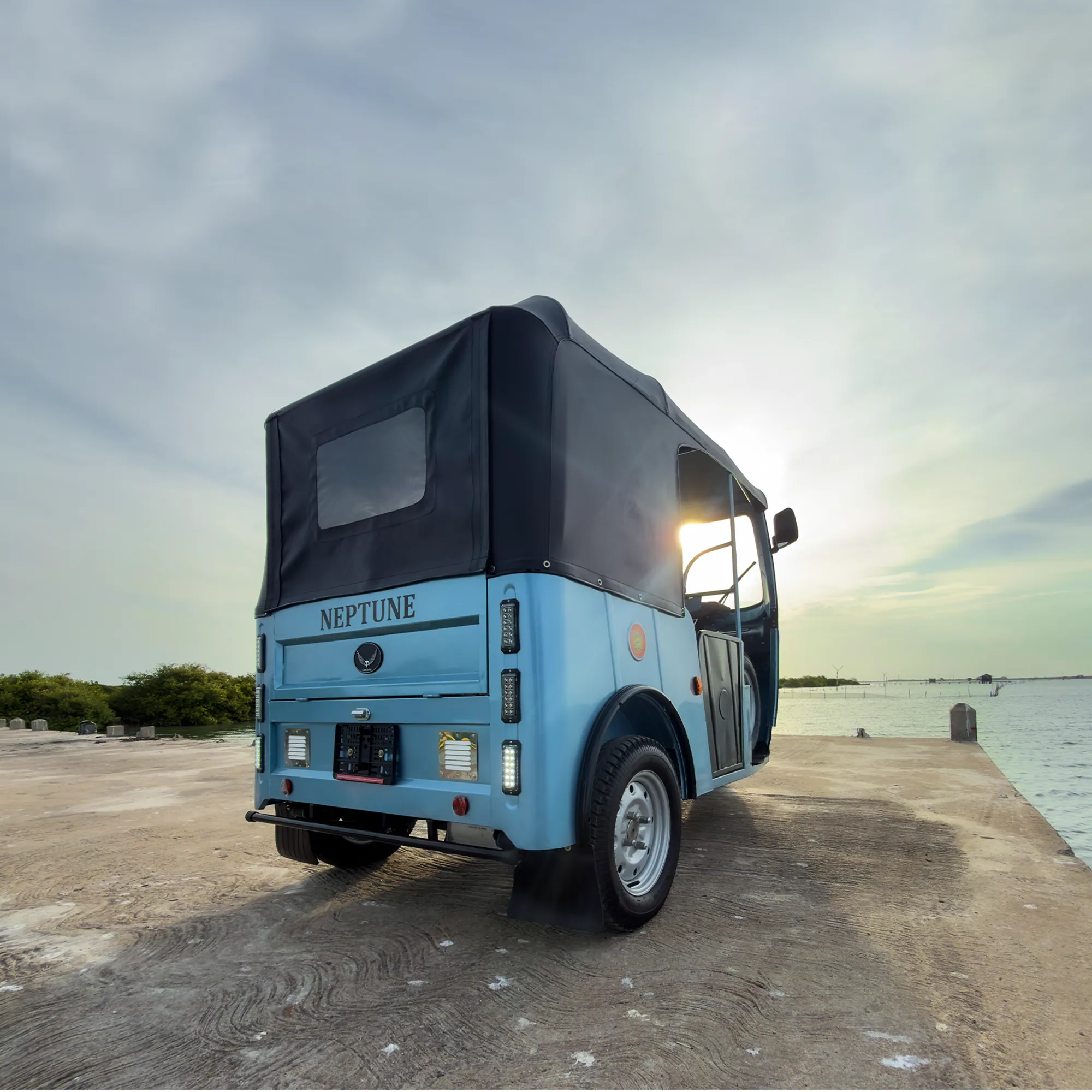 Neptune Long Range 300 km electric three-wheeler in blue